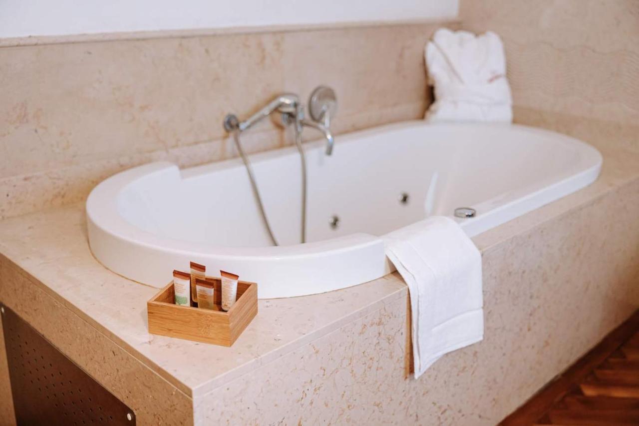 Santa Rosa Relais Hotell Noci Eksteriør bilde